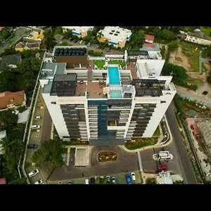 Apartment Sky Pool And Balcony At Via At Braemar New, Kingston